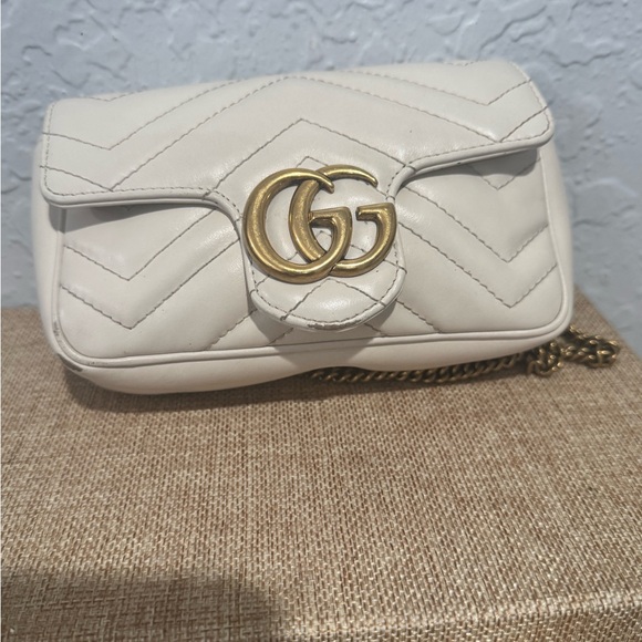 Gucci Marmont Mini Quilted Leather shoulder bag Gold Hardware - Picture 1 of 11